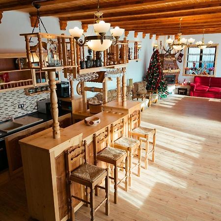 Agropensiunea Casa Nica Margineni  Екстериор снимка