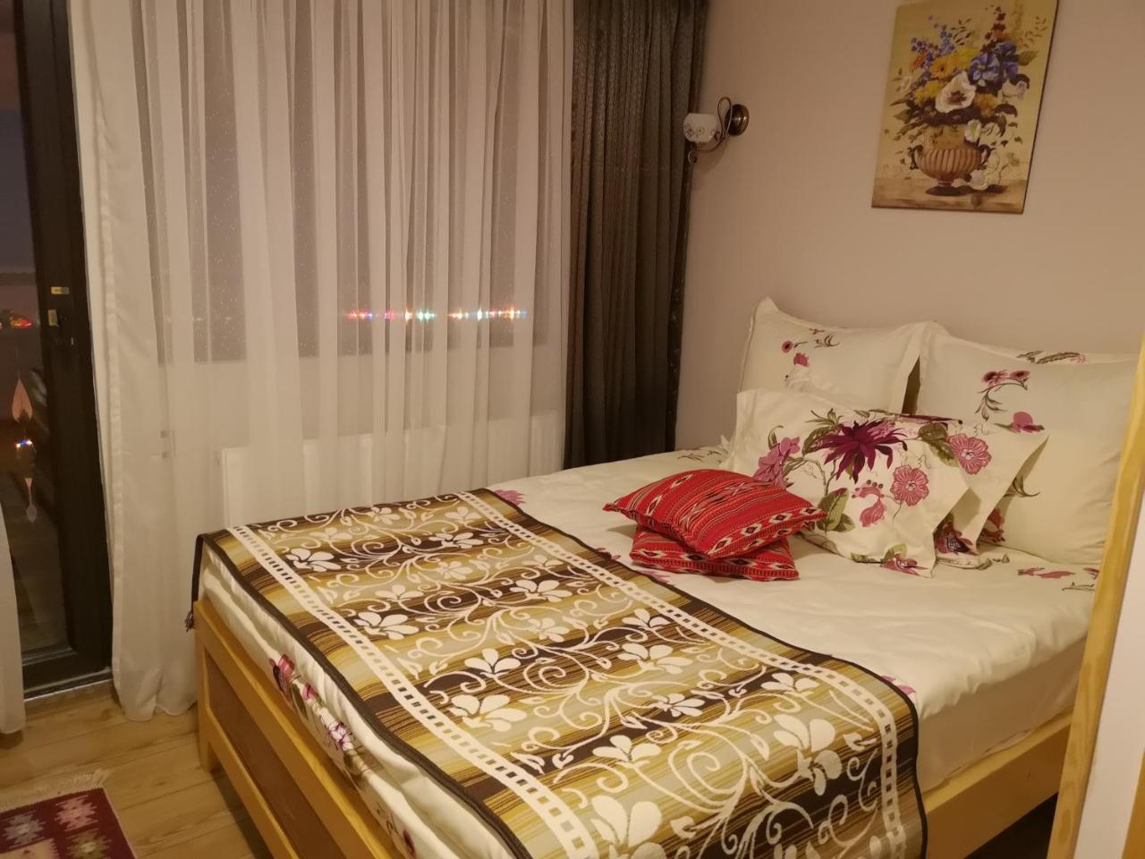 Agropensiunea Casa Nica Margineni  Екстериор снимка